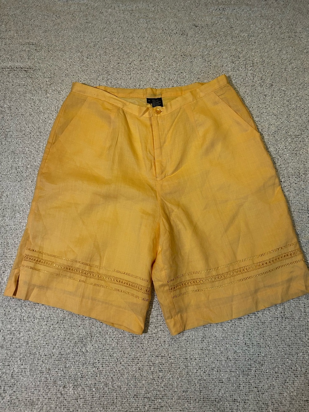Vintage Light Orange 100% Linen Low Rise Long Eyelet Hem Shorts Size M